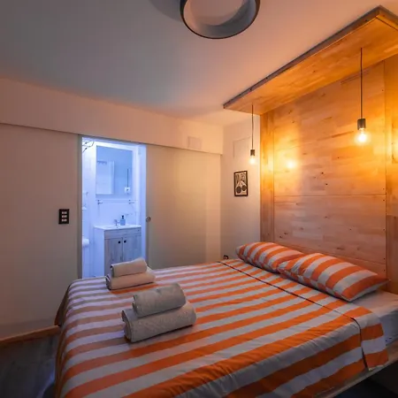 Studio Apartment & Room Split-Two Different Units! Exterior photo